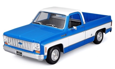 31467B	Chevrolet C10 CHEYENNE SUPER 1974 blue	1:18